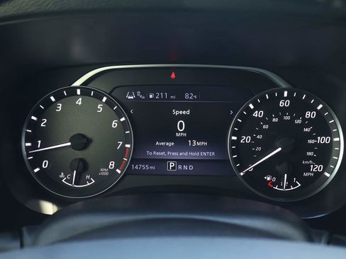 Used 2023 Nissan Frontier SV w/ SV Convenience Package image 13