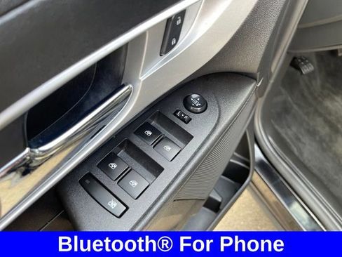 Used 2017 Chevrolet Equinox Premier w/ Enhanced Convenience Package image 11