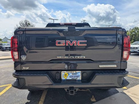 Used 2025 GMC Sierra 1500 Elevation AWD/4WD image 4