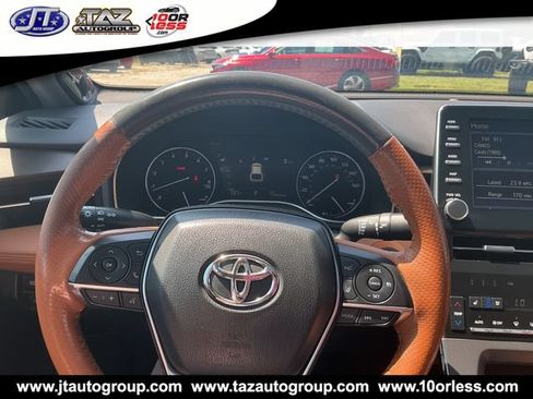 Used 2019 Toyota Avalon Limited w/ All Weather Liner Package FWD image 15