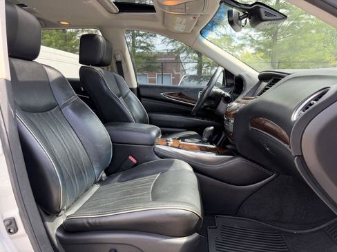 Used 2016 INFINITI QX60 FWD w/ Deluxe Technology Package image 30