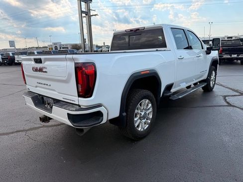 Used 2022 GMC Sierra 2500 Denali w/ Denali Ultimate Package AWD/4WD image 3
