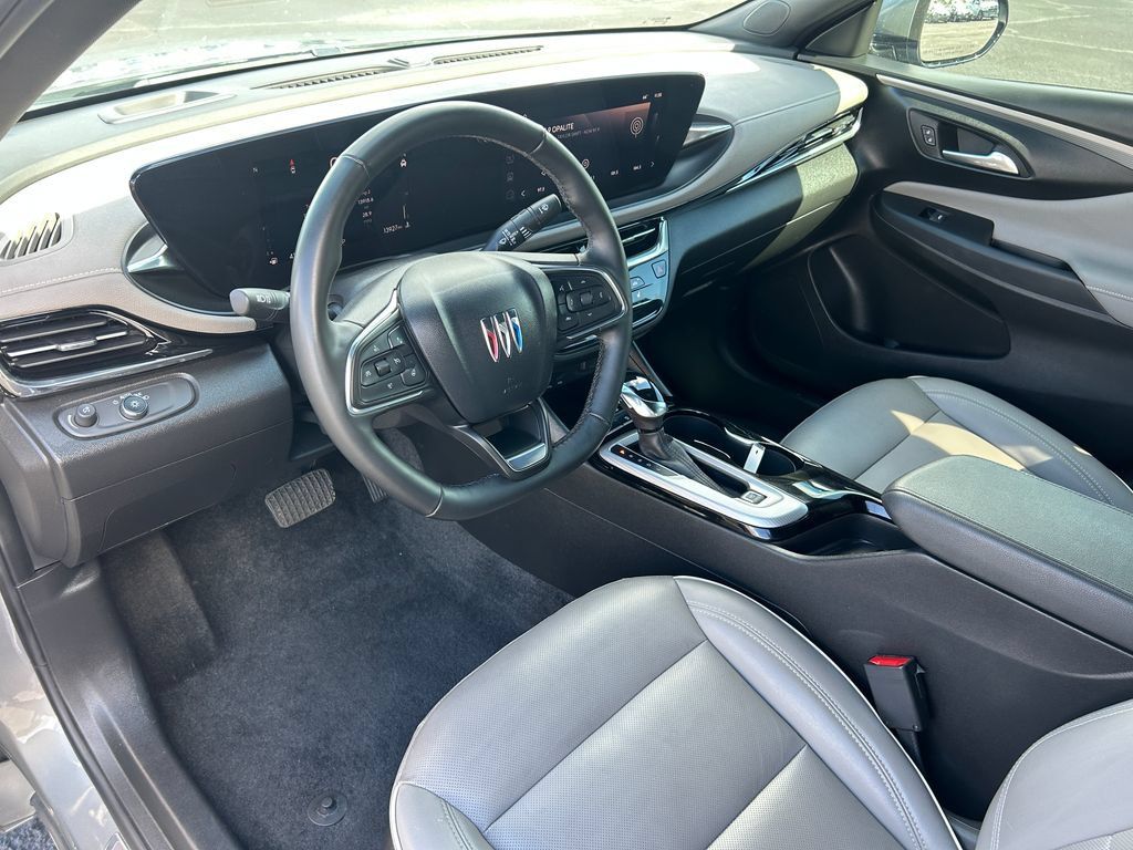 Used 2024 Buick Envista Avenir FWD image 60