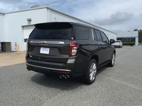 Used 2021 Chevrolet Tahoe High Country w/ Premium Package image 8