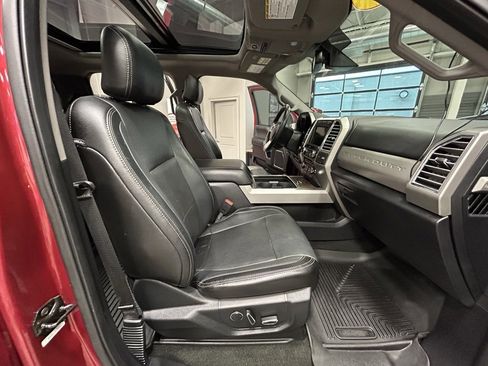 Used 2017 Ford F250 Lariat w/ Lariat Ultimate Package image 41