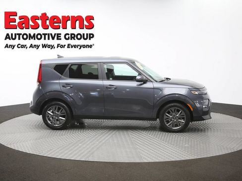 Used 2021 Kia Soul S FWD image 47