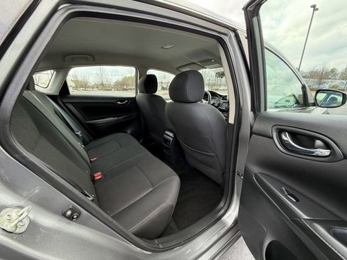 Used 2019 Nissan Sentra S image 16