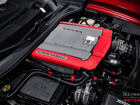 Used 2015 Chevrolet Corvette Stingray Coupe w/ 3LT Preferred Equipment Group image 35