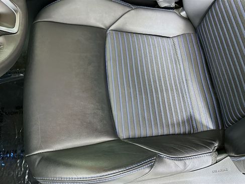 Used 2019 Toyota RAV4 XSE image 20