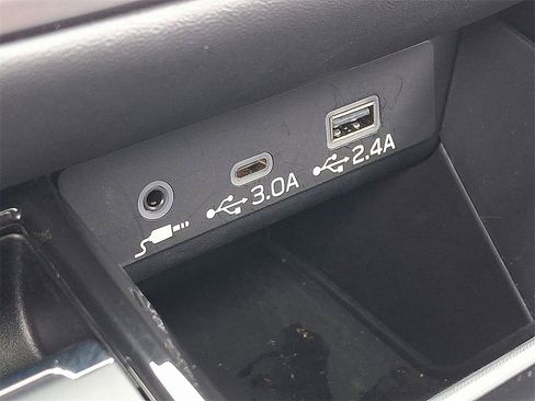 Certified 2025 Subaru Outback Limited XT image 24