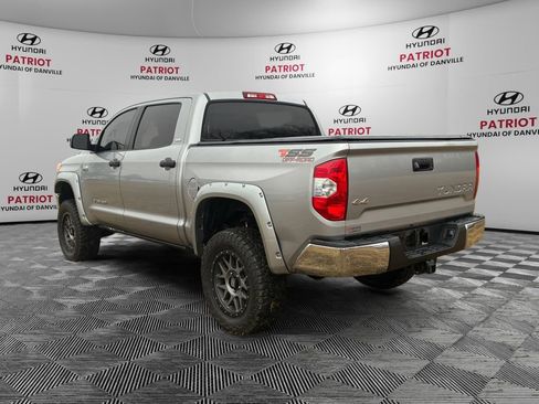 Used 2017 Toyota Tundra SR5 w/ SR5 Upgrade Package image 5