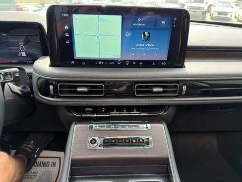 Used 2025 Lincoln Aviator Reserve w/ Jet Appearance Package AWD/4WD image 26