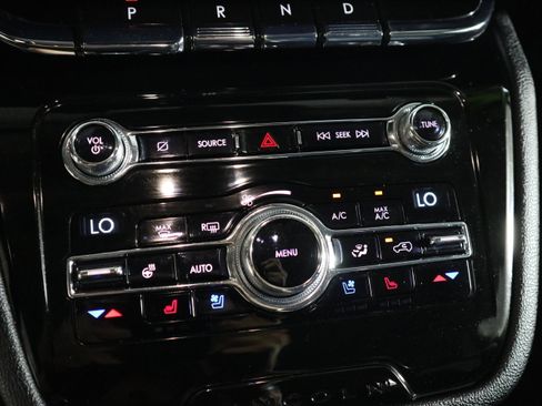 Used 2020 Lincoln Corsair Reserve w/ Equipment Group 202A image 32