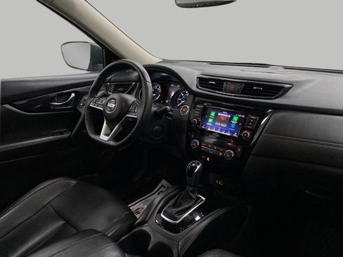 Used 2020 Nissan Rogue SL w/ Premium Package image 19