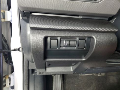 Used 2025 Subaru Crosstrek 2.5i Limited w/ Crosstrek Mirror Package image 28