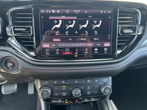 Used 2022 Dodge Durango R/T AWD/4WD image 20