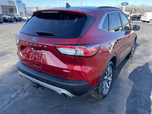 Used 2020 Ford Escape Titanium image 8