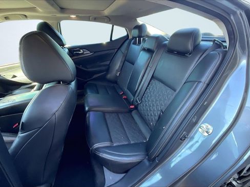 Used 2018 Nissan Maxima Platinum image 26