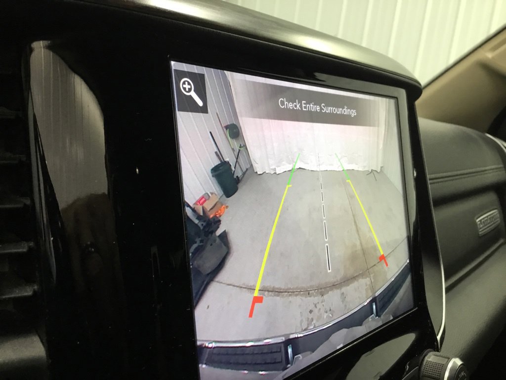 Used 2020 RAM 1500 Laramie AWD/4WD image 12