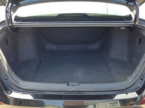 Used 2018 Honda Accord LX image 14