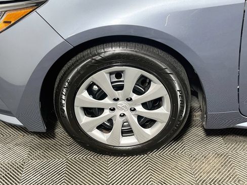 Certified 2025 Toyota Corolla LE FWD image 25