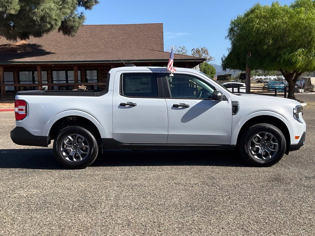 New 2026 Ford Maverick XLT FWD image 7