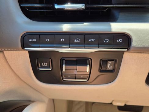 Used 2023 Cadillac Escalade Sport Platinum AWD/4WD image 30