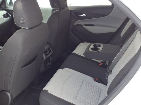 Used 2021 Chevrolet Equinox LT image 26