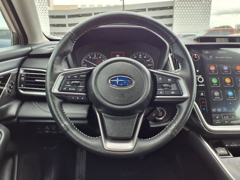 Used 2025 Subaru Outback Limited image 14