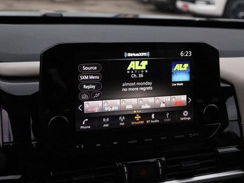 Certified 2025 Nissan Pathfinder SL AWD/4WD image 18