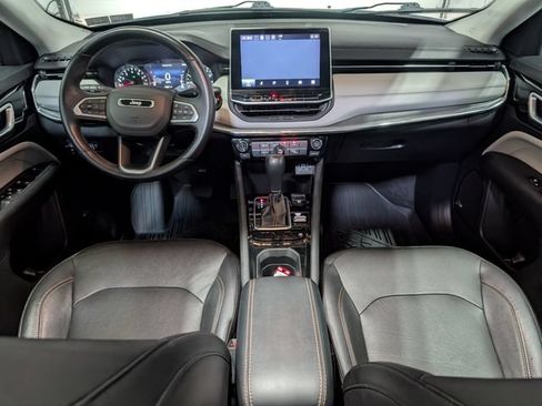 Used 2022 Jeep Compass Limited w/ Sun and Sound Group AWD/4WD image 12
