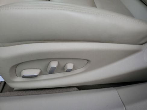 Used 2014 Cadillac XTS Luxury w/ Driver Awareness Package image 14