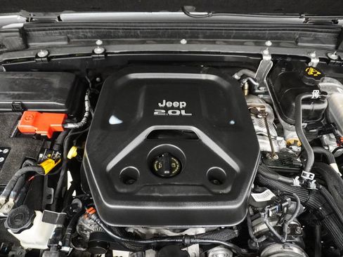 Used 2021 Jeep Wrangler Unlimited Willys image 5