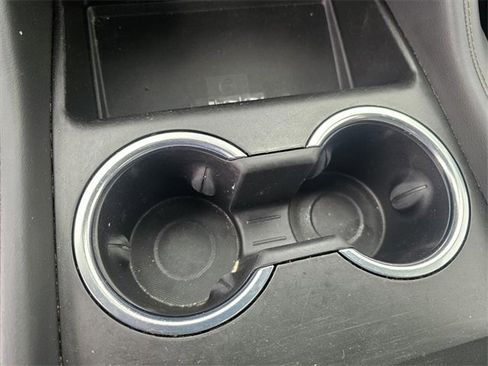 Used 2022 Chevrolet Suburban High Country image 29