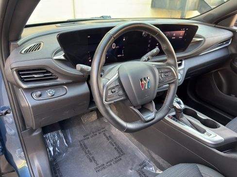 Used 2024 Buick Envista Preferred w/ Convenience I Package FWD image 12