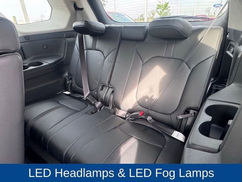 Used 2025 Honda Pilot EX-L image 13