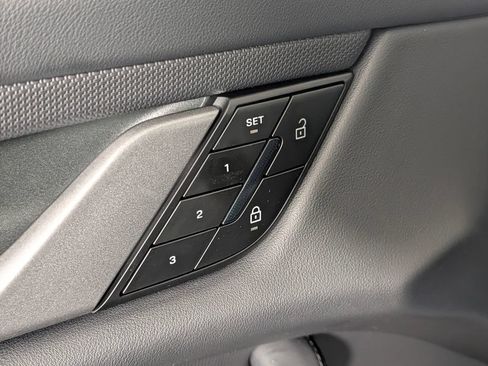 New 2026 Porsche Taycan 4S AWD/4WD image 27