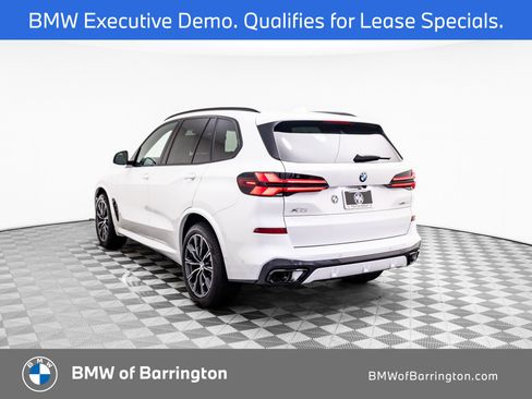 Used 2026 BMW X5 xDrive40i w/ M Sport Package AWD/4WD image 3