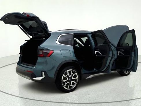 Used 2025 BMW X1 xDrive28i AWD/4WD image 15