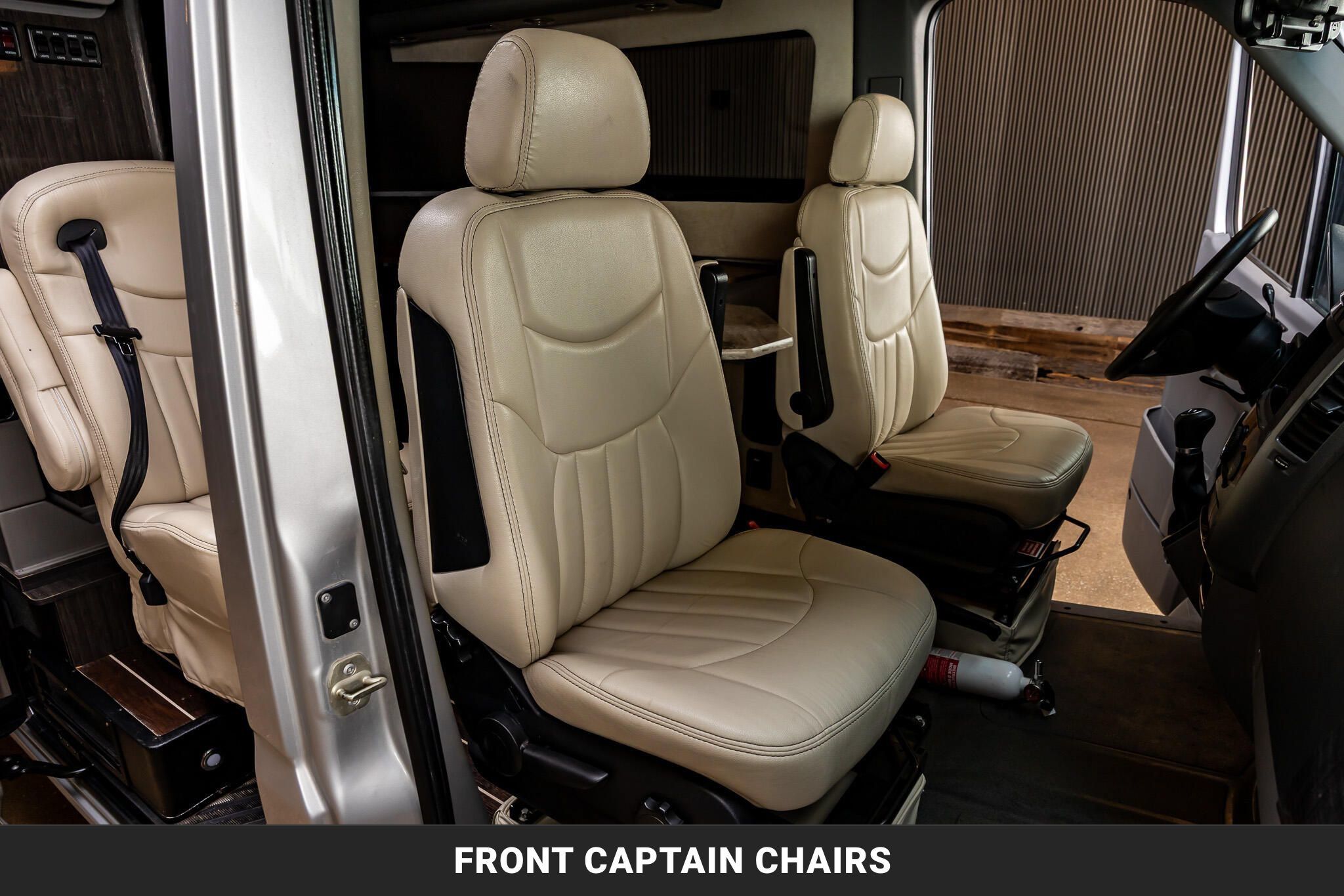 Used 2015 Mercedes-Benz Sprinter 3500 image 24