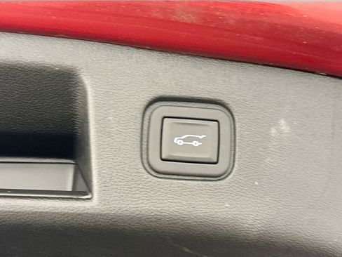 Used 2024 Chevrolet Blazer EV LT AWD/4WD image 32