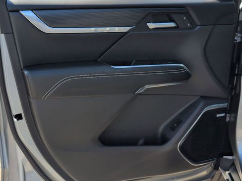 Certified 2026 GMC Acadia Elevation image 18