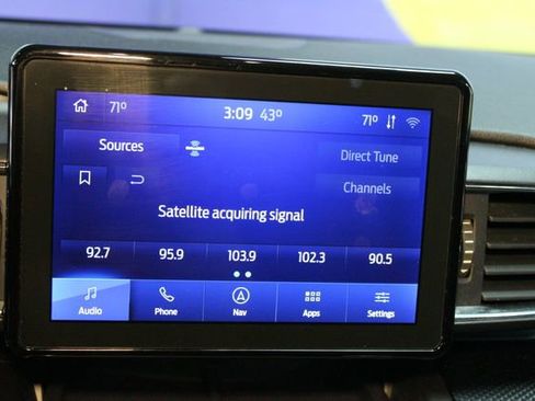 Used 2020 Ford Explorer ST image 27