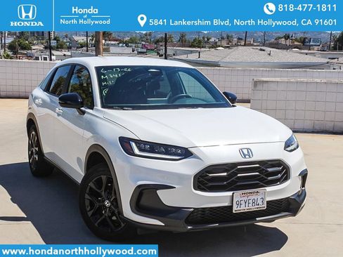 Used 2023 Honda HR-V Sport image 1