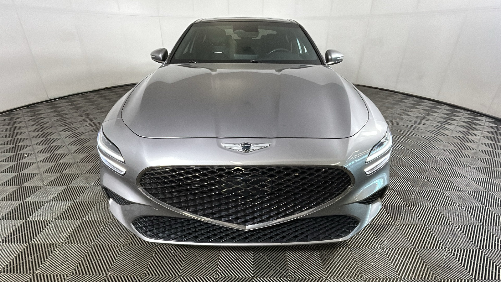 Used 2023 Genesis G70 2.0T w/ Sport Prestige Package RWD image 9