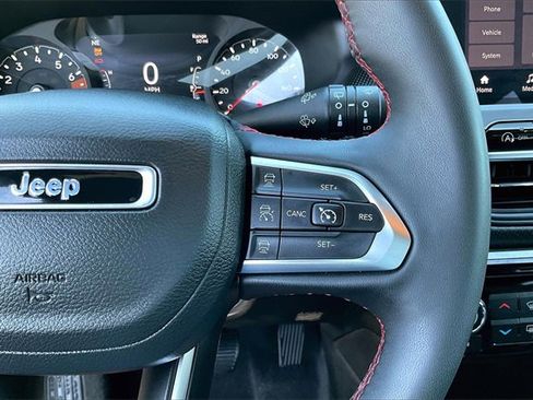 Used 2023 Jeep Compass Trailhawk w/ Trailhawk Convenience Group image 18