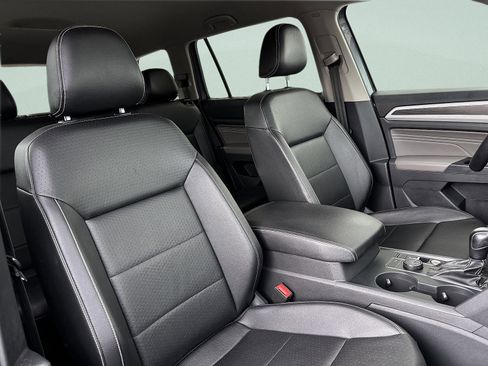 Used 2021 Volkswagen Atlas SE image 36