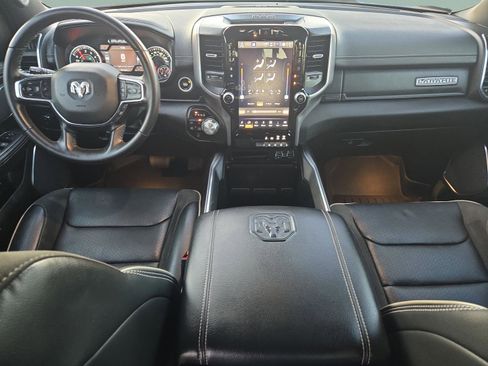 Used 2024 RAM 1500 Laramie image 12