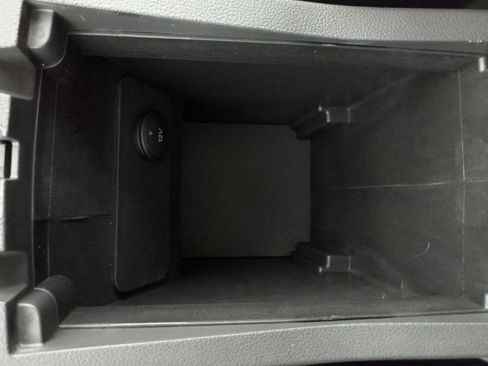 Used 2017 Ford Escape SE FWD image 26