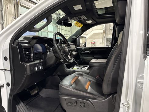 Used 2024 GMC Sierra 3500 AT4 w/ AT4 Premium Plus Package AWD/4WD image 21